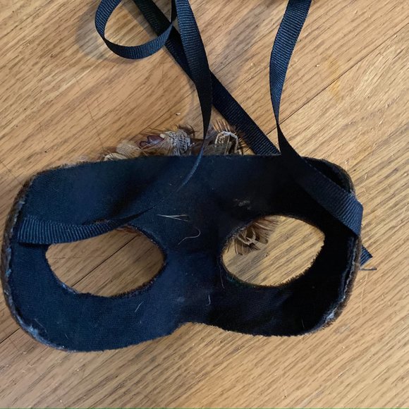 Masquerade Mask Feather Masks (HANDMADE W REAL FEATHERS) - Picture 16 of 16